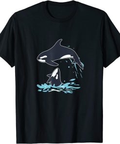 for a enthusiasts of whales or orcas T-Shirt